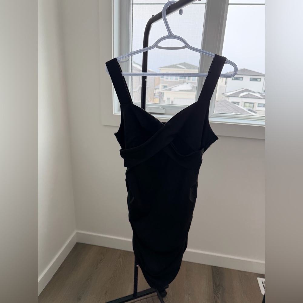 Elegant Black Women's Ruched Bodycon Dress